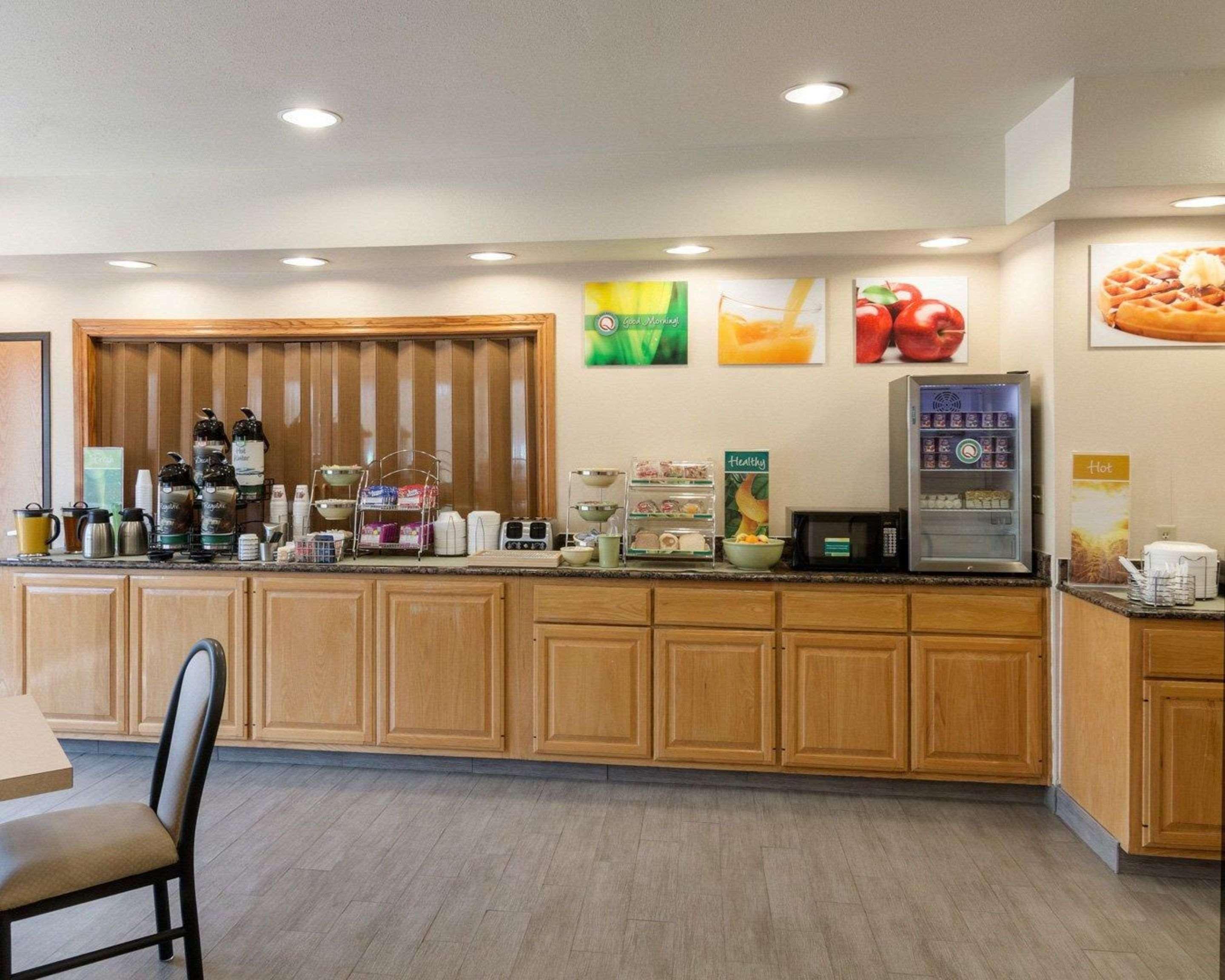 Quality Inn Buffalo Экстерьер фото