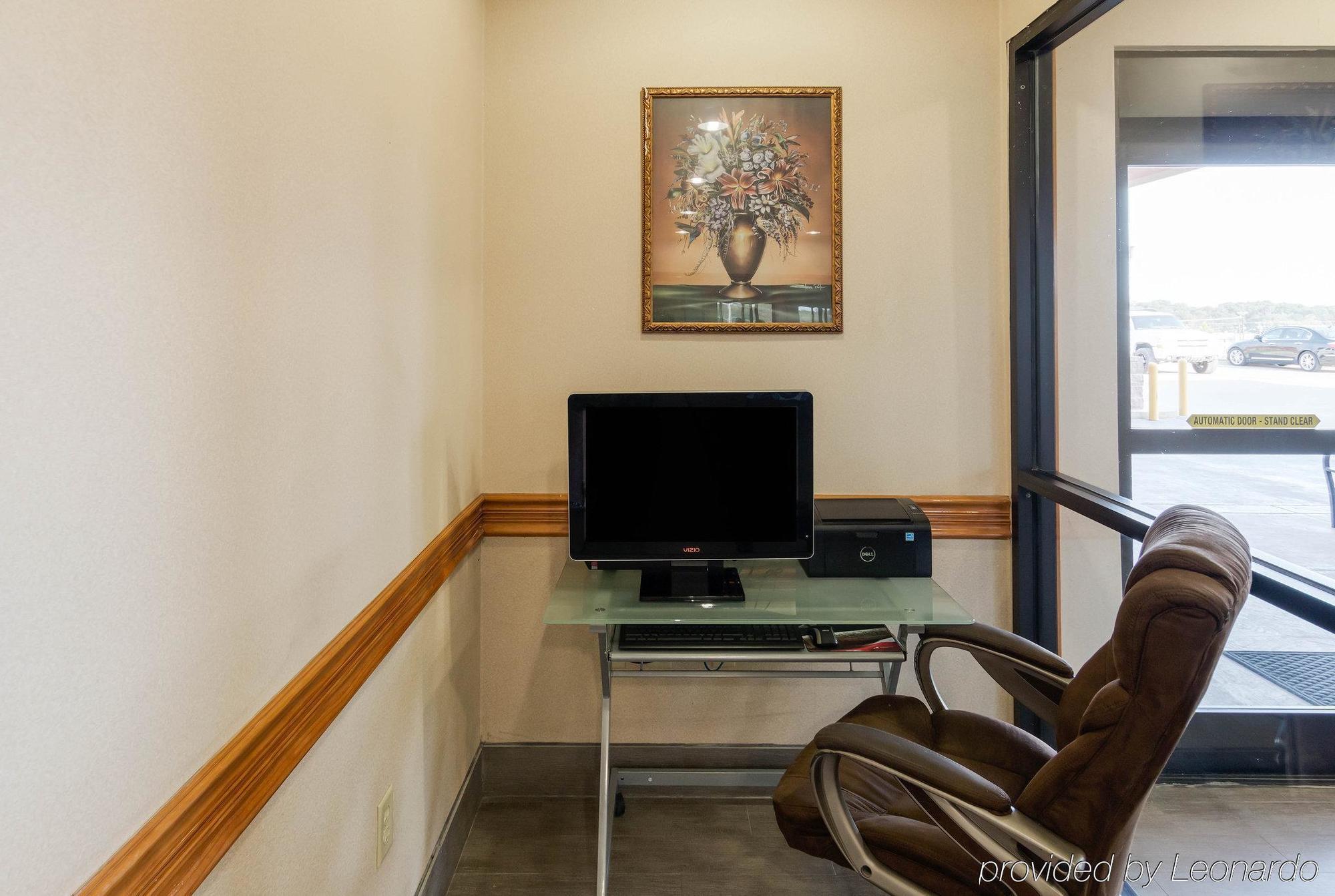 Quality Inn Buffalo Экстерьер фото